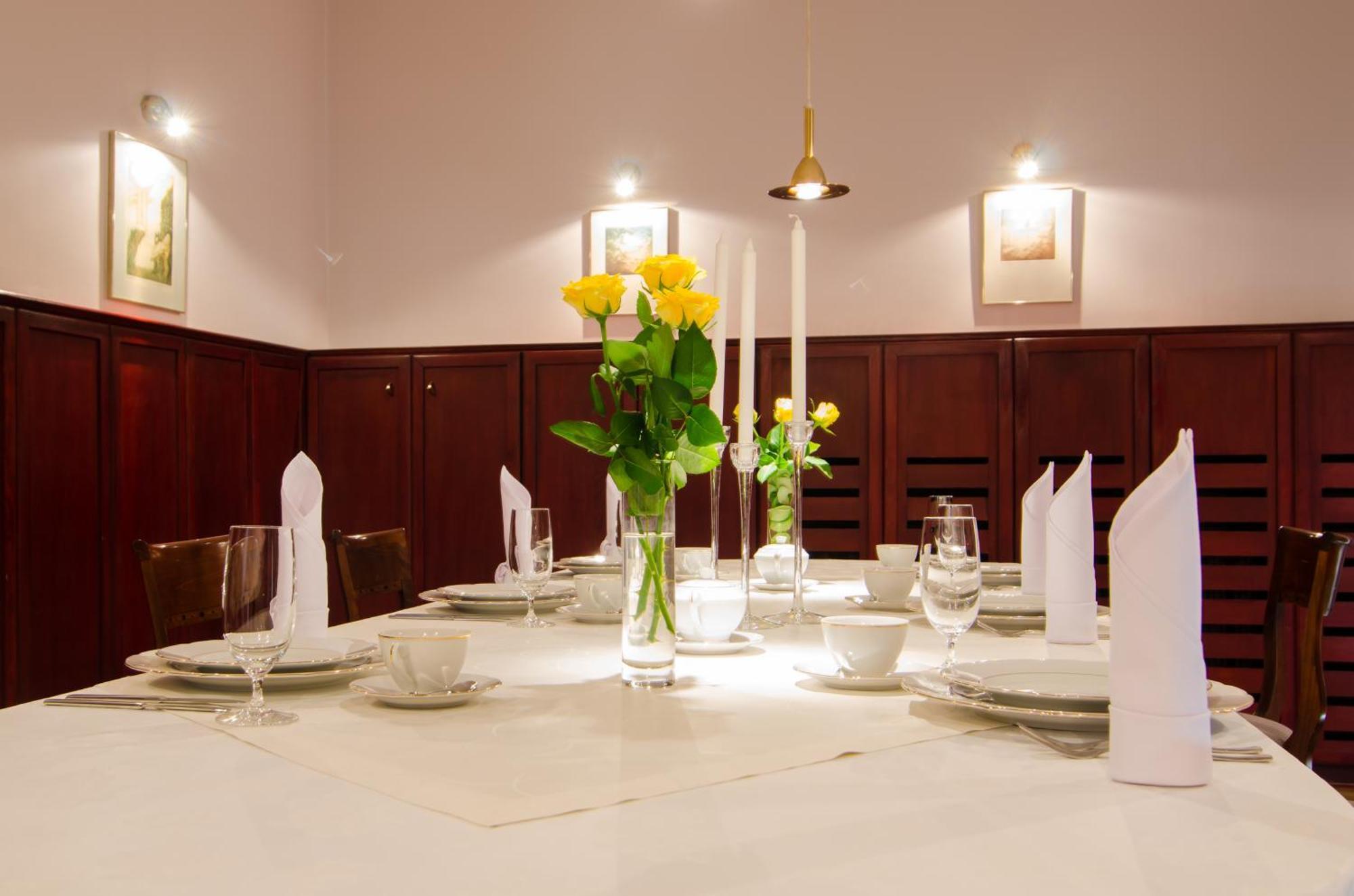Lazienkowski Hotel Warsaw